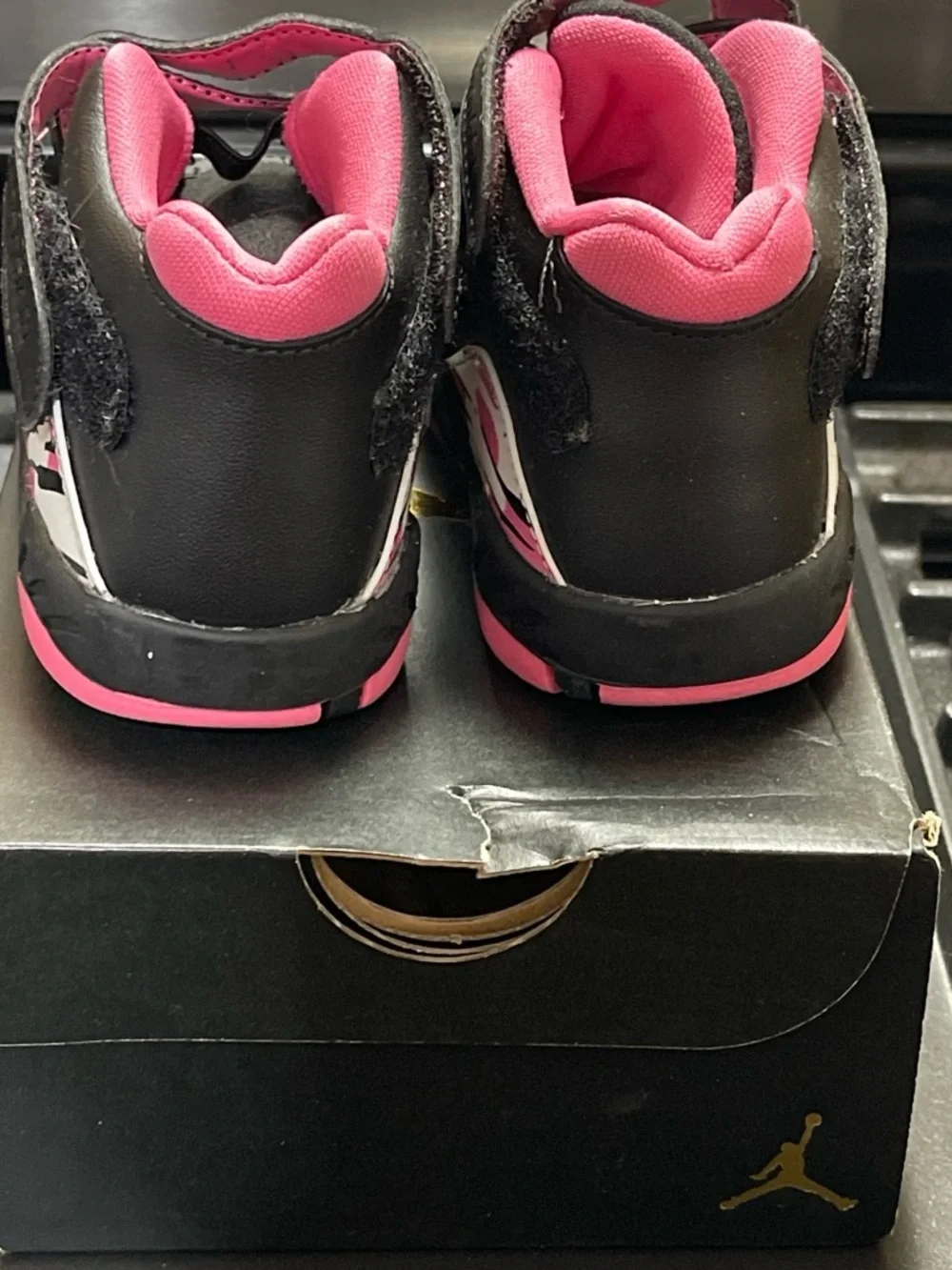 Jordan Kids Black and Pink Velcro Strap Sneakers